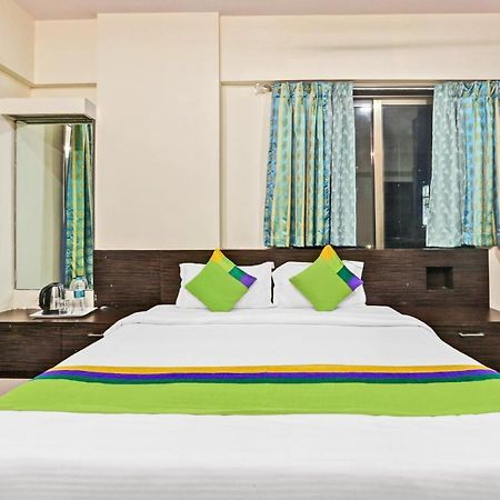 Treebo Trend Bandra Apartments Мумбаї Екстер'єр фото