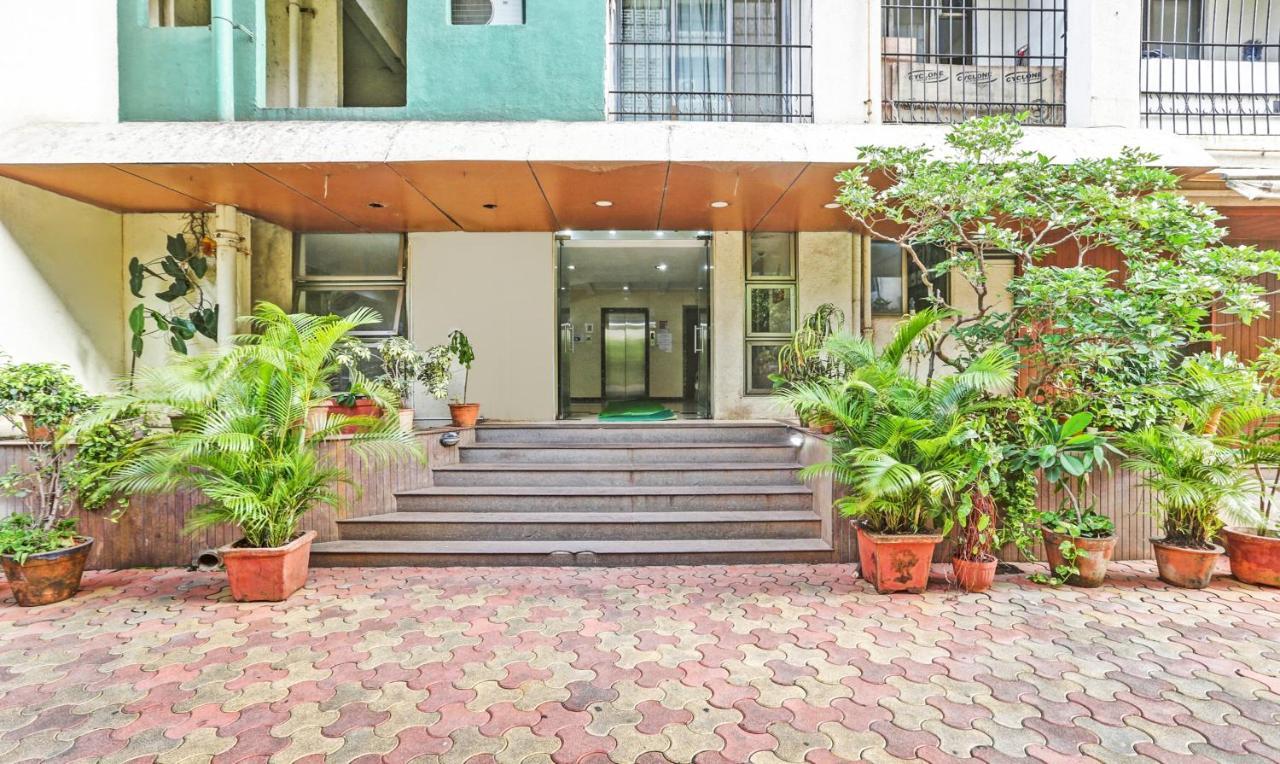 Treebo Trend Bandra Apartments Мумбаї Екстер'єр фото