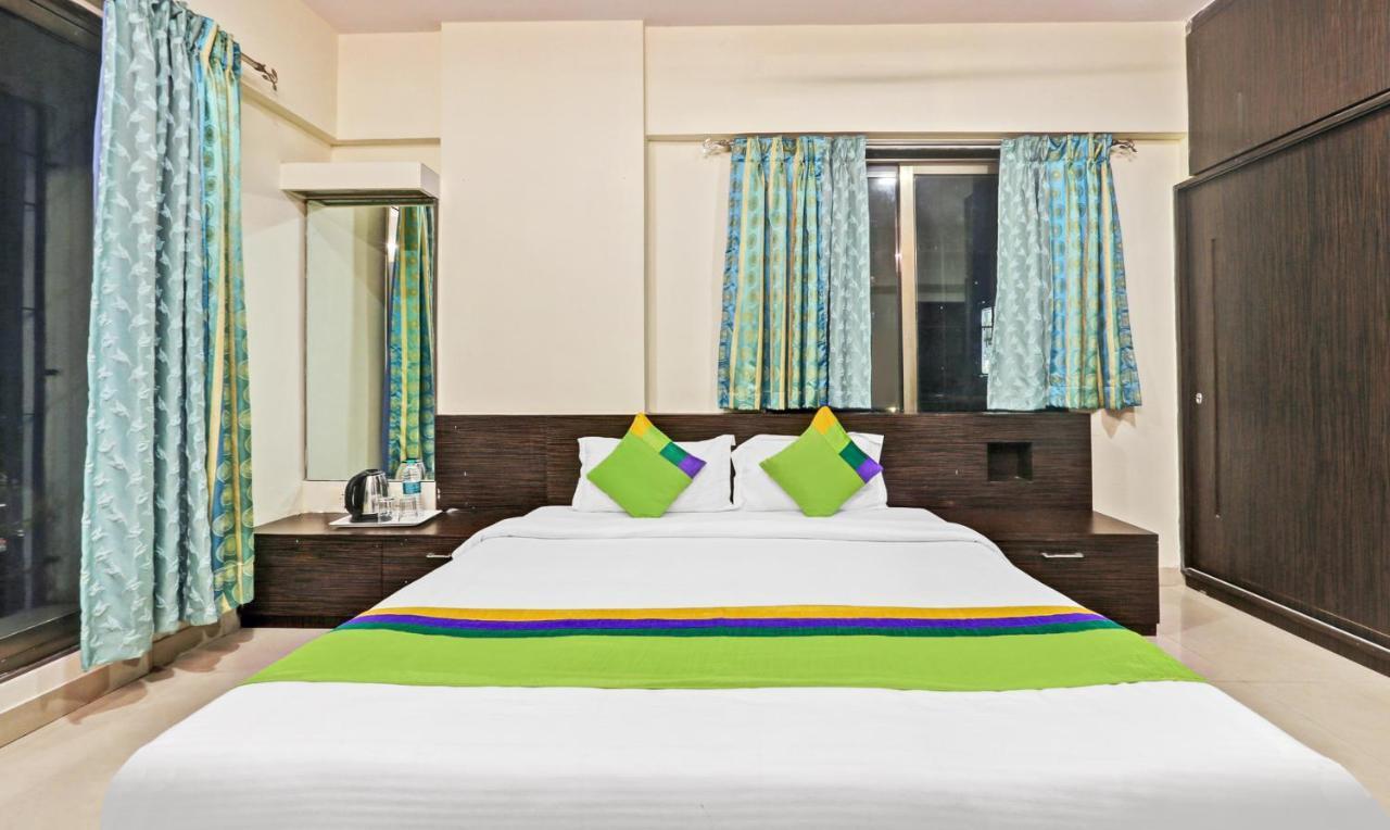 Treebo Trend Bandra Apartments Мумбаї Екстер'єр фото