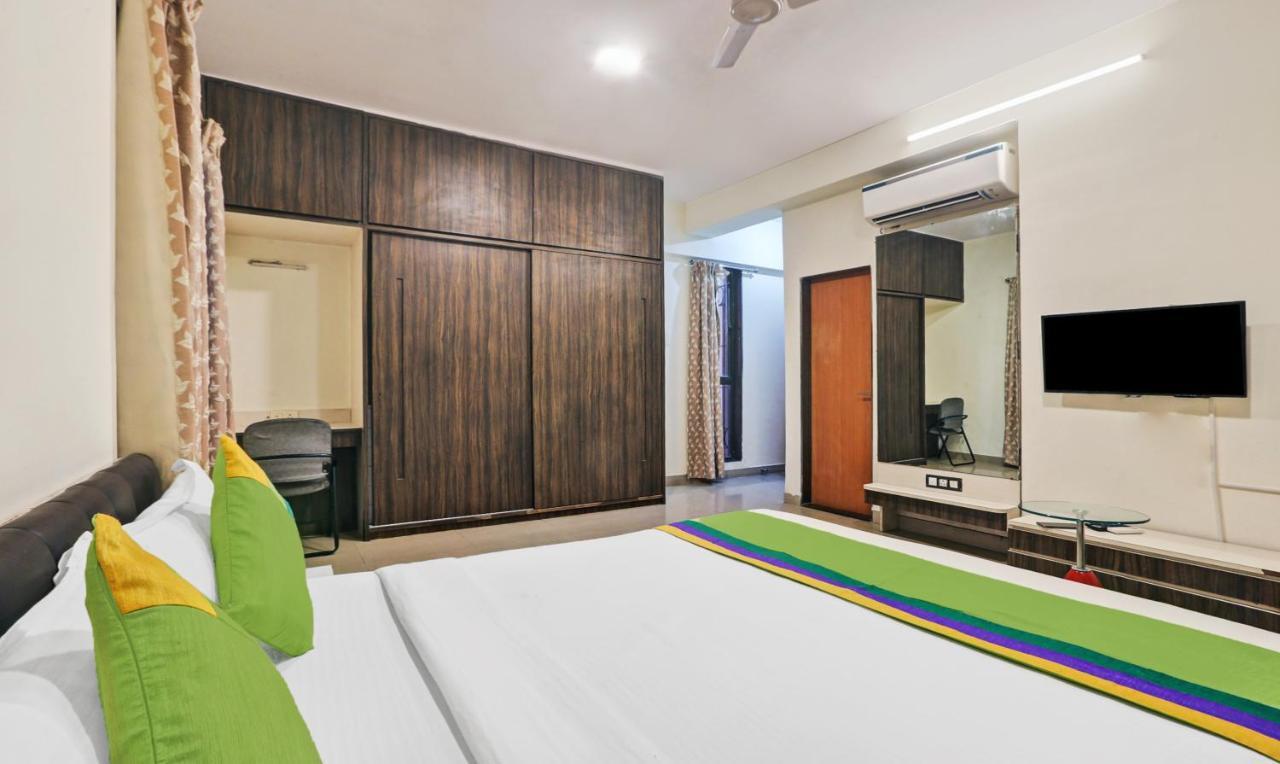 Treebo Trend Bandra Apartments Мумбаї Екстер'єр фото
