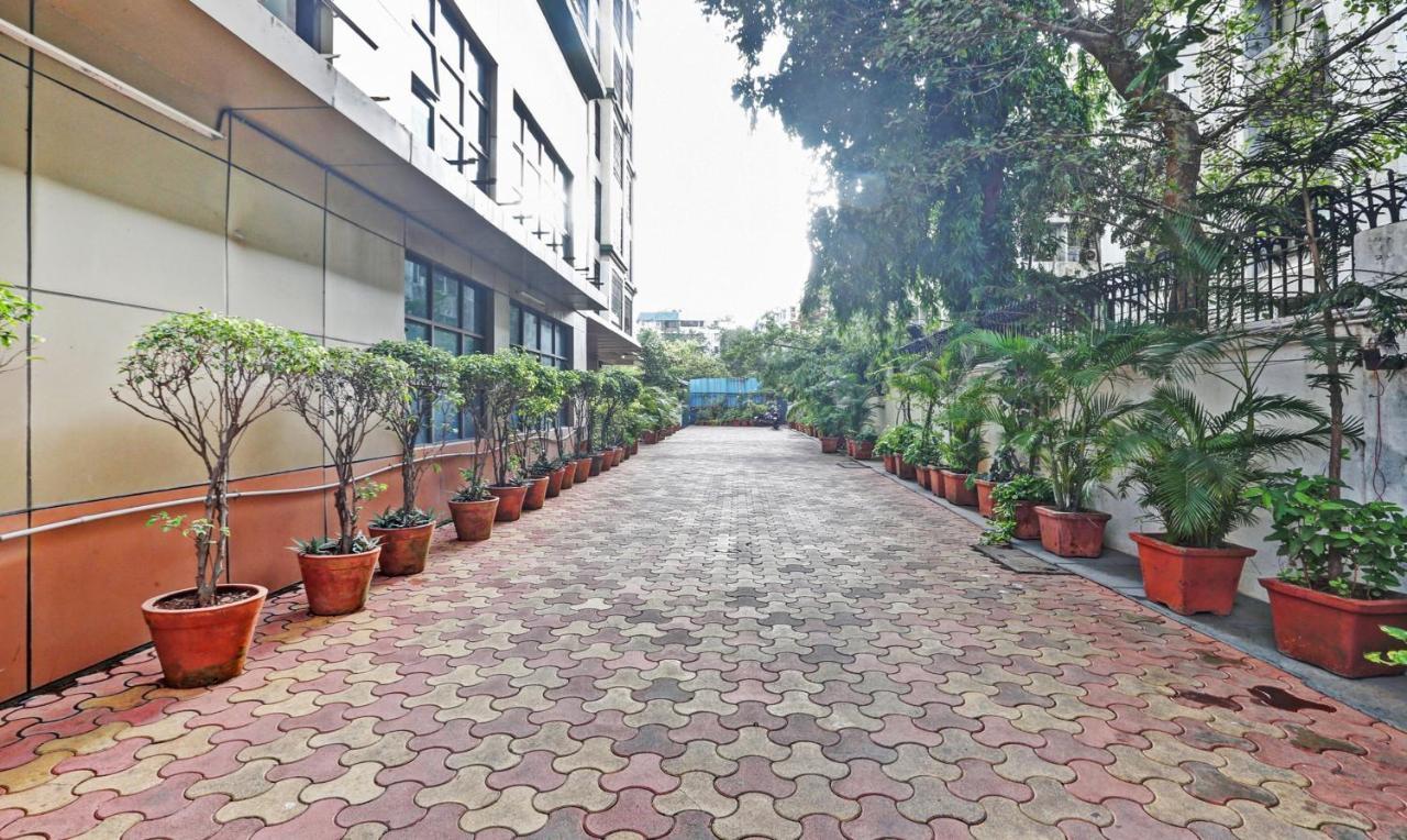Treebo Trend Bandra Apartments Мумбаї Екстер'єр фото