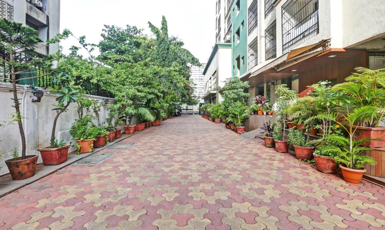 Treebo Trend Bandra Apartments Мумбаї Екстер'єр фото